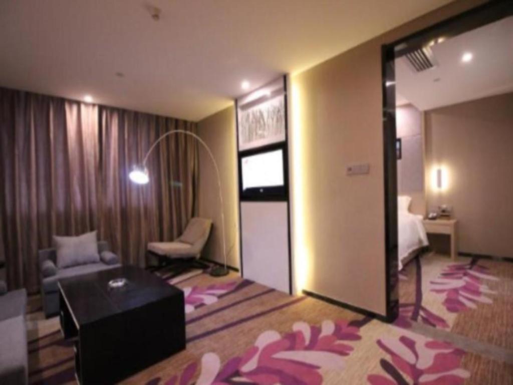 Lavande Hotel Nanchang Ai XI Hu Subway East Station Branch Exterior foto