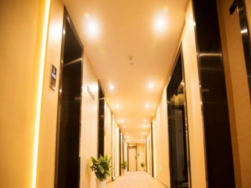 Lavande Hotel Nanchang Ai XI Hu Subway East Station Branch Exterior foto
