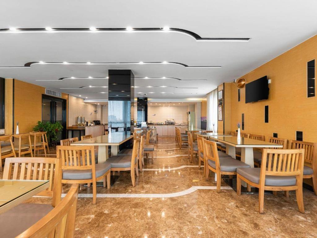 Lavande Hotel Nanchang Ai XI Hu Subway East Station Branch Exterior foto